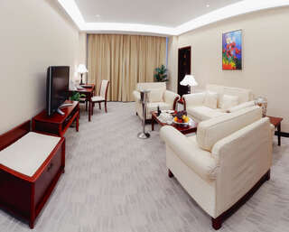 Отель Пекин Палас Soluxe Hotel Astana Нур-Султан Бизнес-люкс-4
